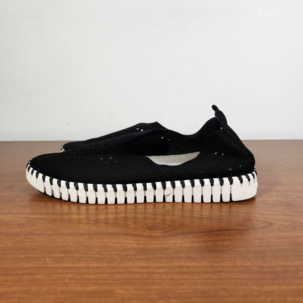 Ilse Jacobsen Shoes Women's Size 38 EU 7.5 US Black Flats Hornbæk Slip-On Casual